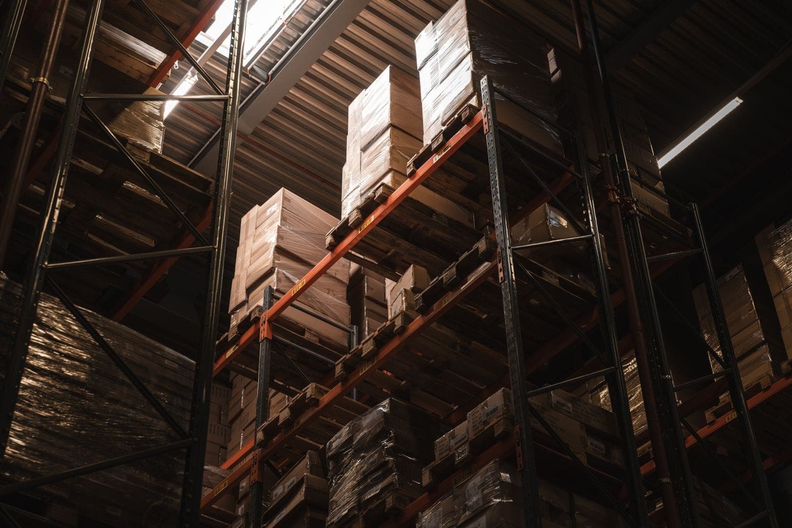 Warehouse pallet racking